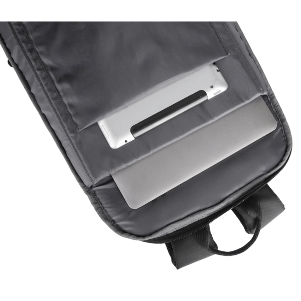 4-733 Kingsons Fusion Series 15.6" Laptop Backpack Black